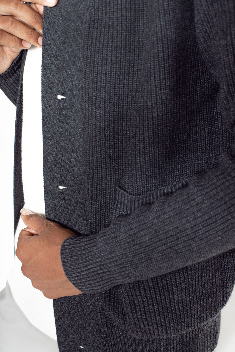 CARDY  Premium Sustainable Men's Cashmere Cardigan | Tara Oriental