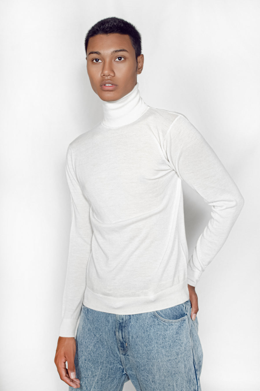 Tara Oriental Sustainable Men's Cashmere Sweater | Premium