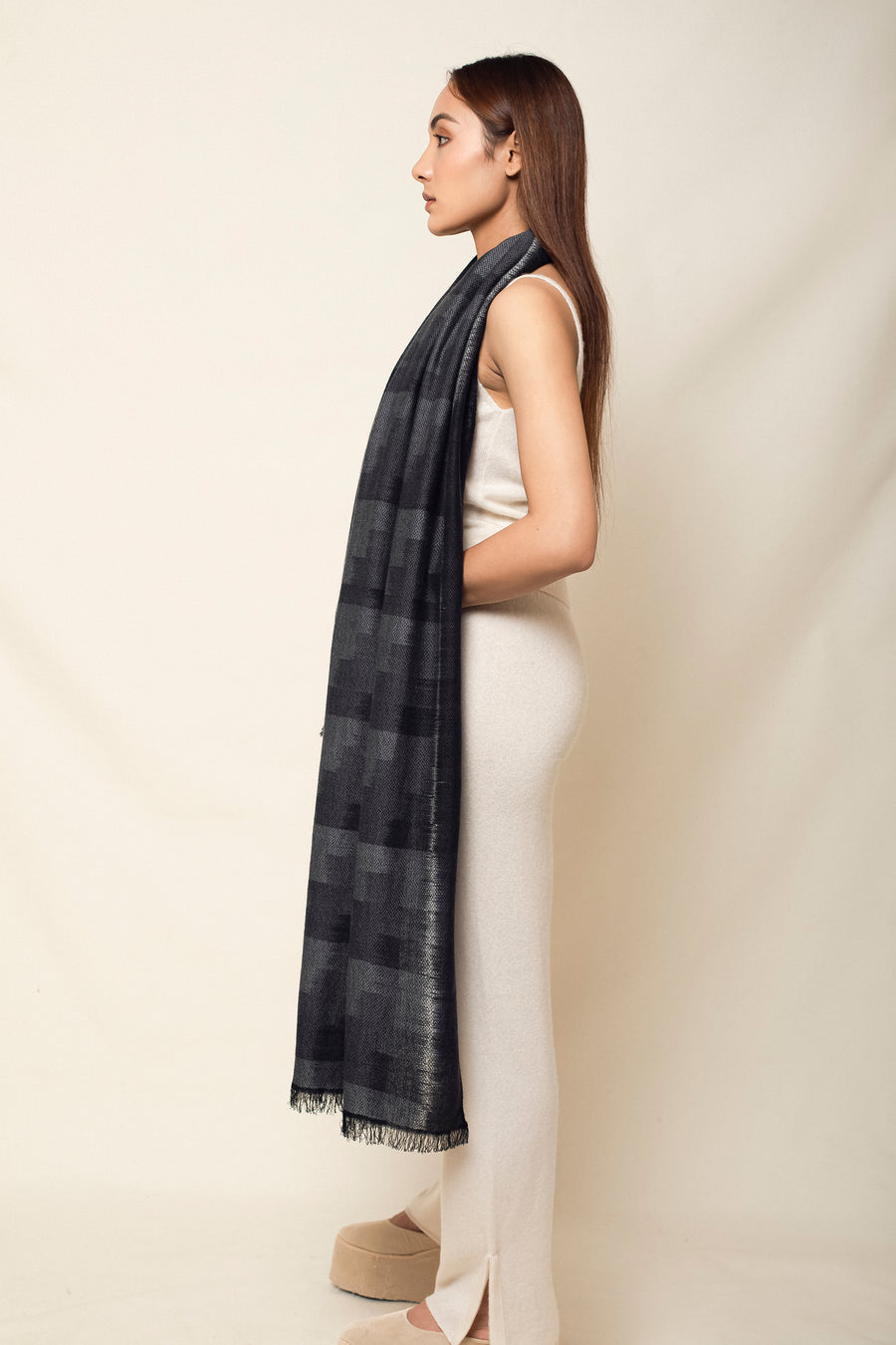 Hand Woven Ikat Scarf | Premium  Women Scarf  | Tara Orinetal