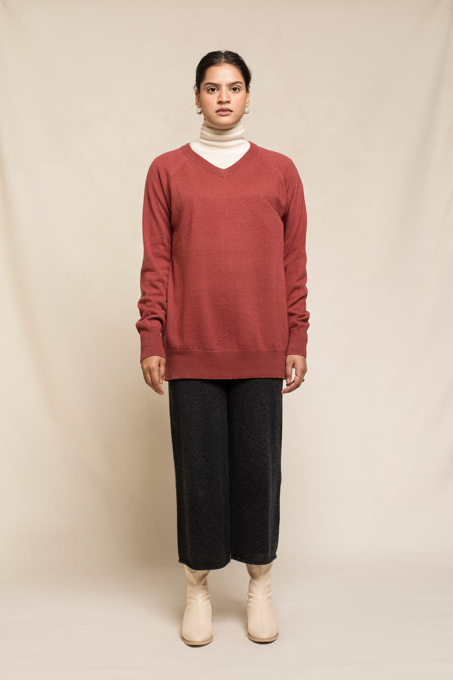 Unisex Cashmere V-Neck Sweater