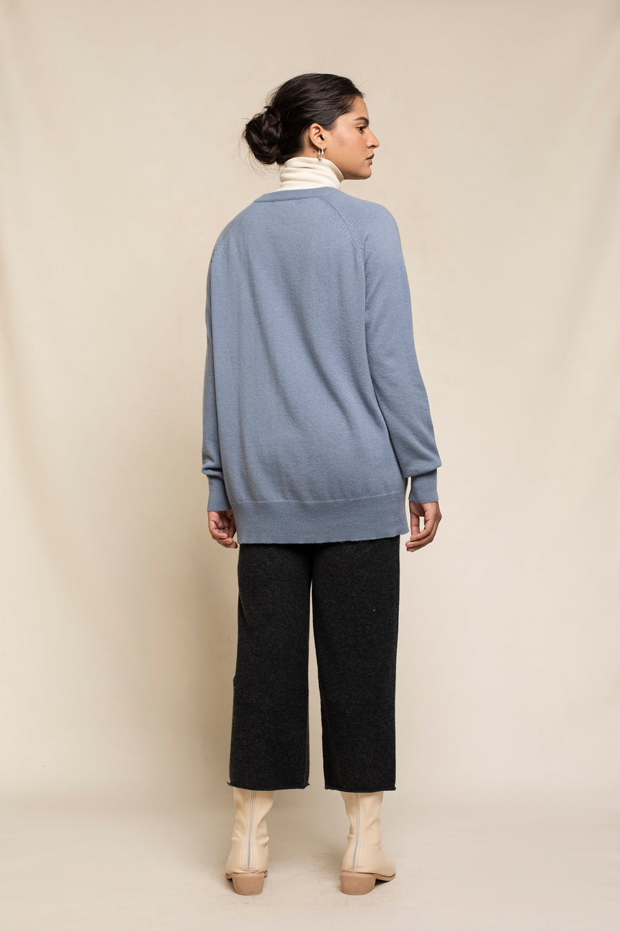 Unisex Cashmere V-Neck Sweater